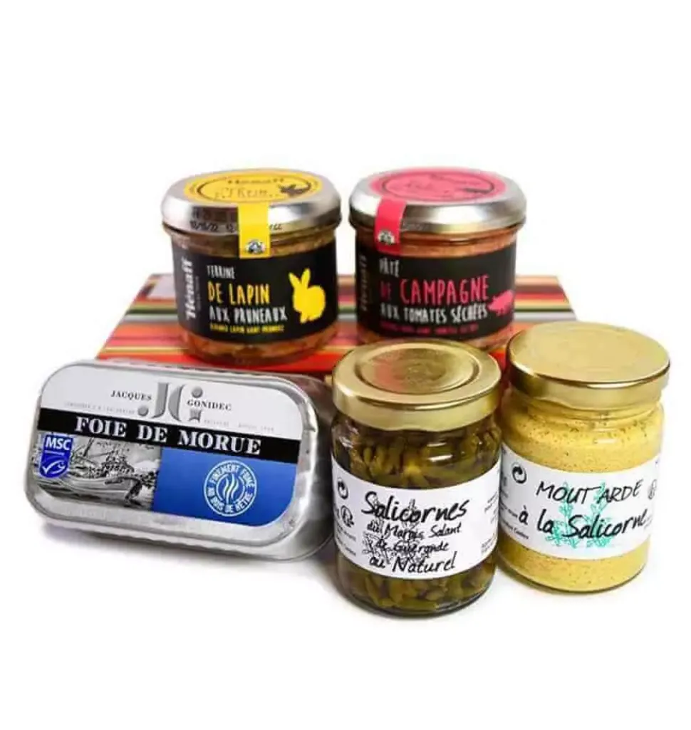 Basket With Savoury Garnishes